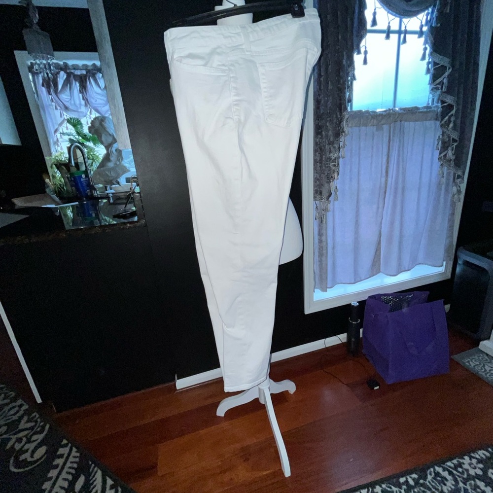 Joes Long White Ladies Jean